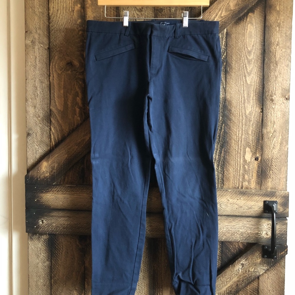 GAP Capri